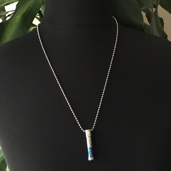 Only Love ash canister holder memorial necklace - Picture 5 of 7